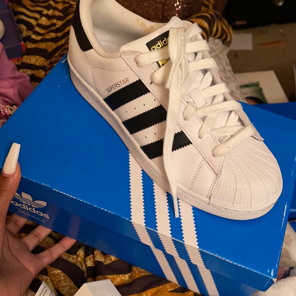 Shell Toe Adidas